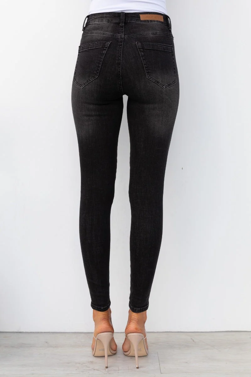 Tune In Jeans - Image 9