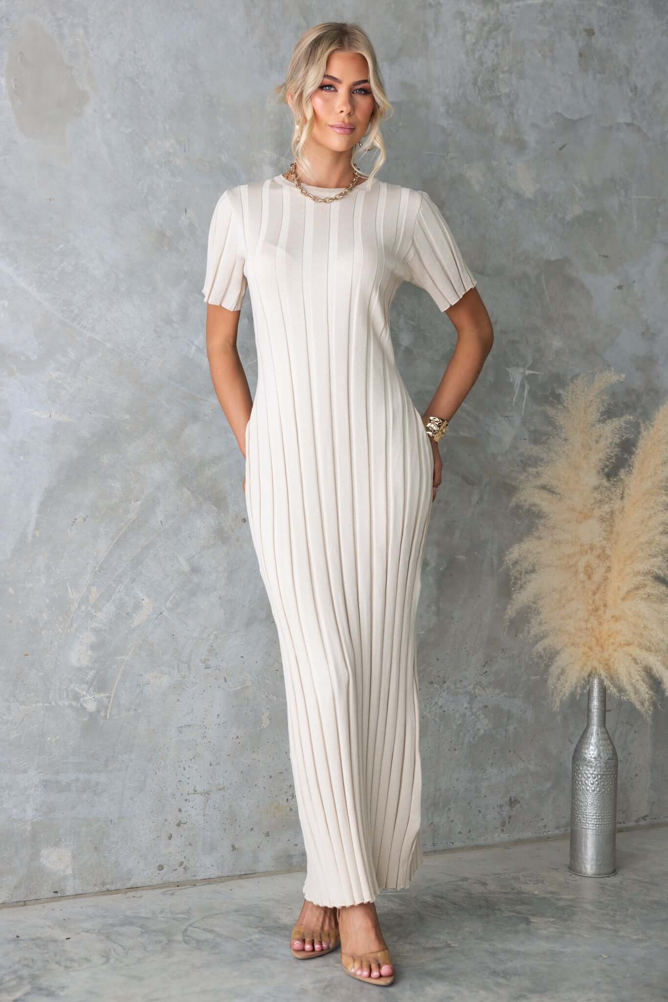 Weyes Maxi Dress - Image 4