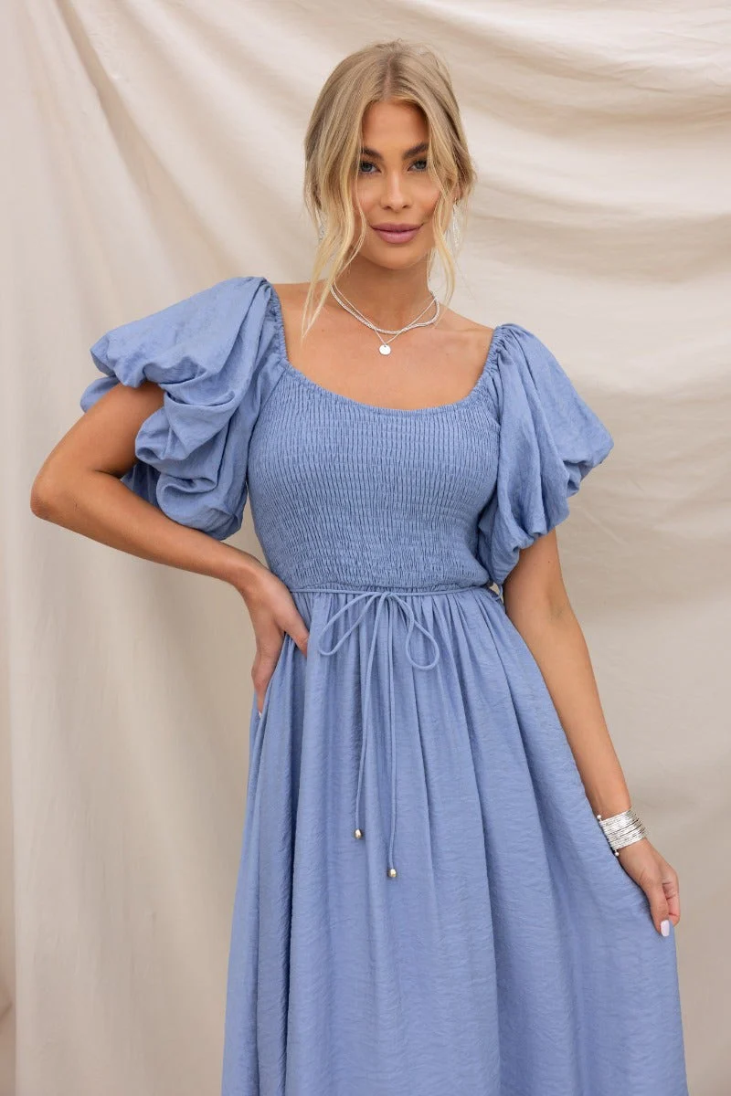 Xorke Midi Dress - Image 4