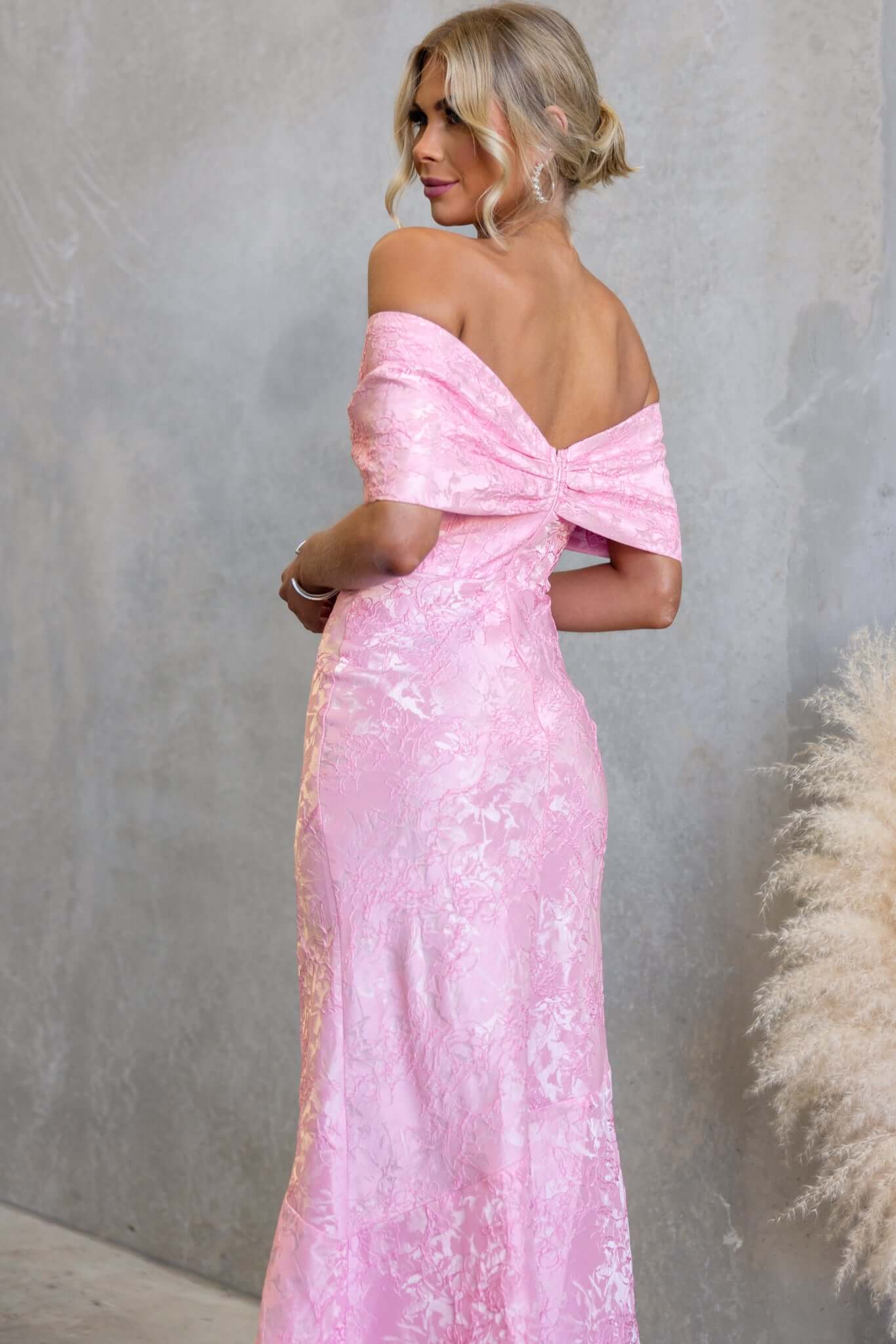 Yakushi Maxi Dress
