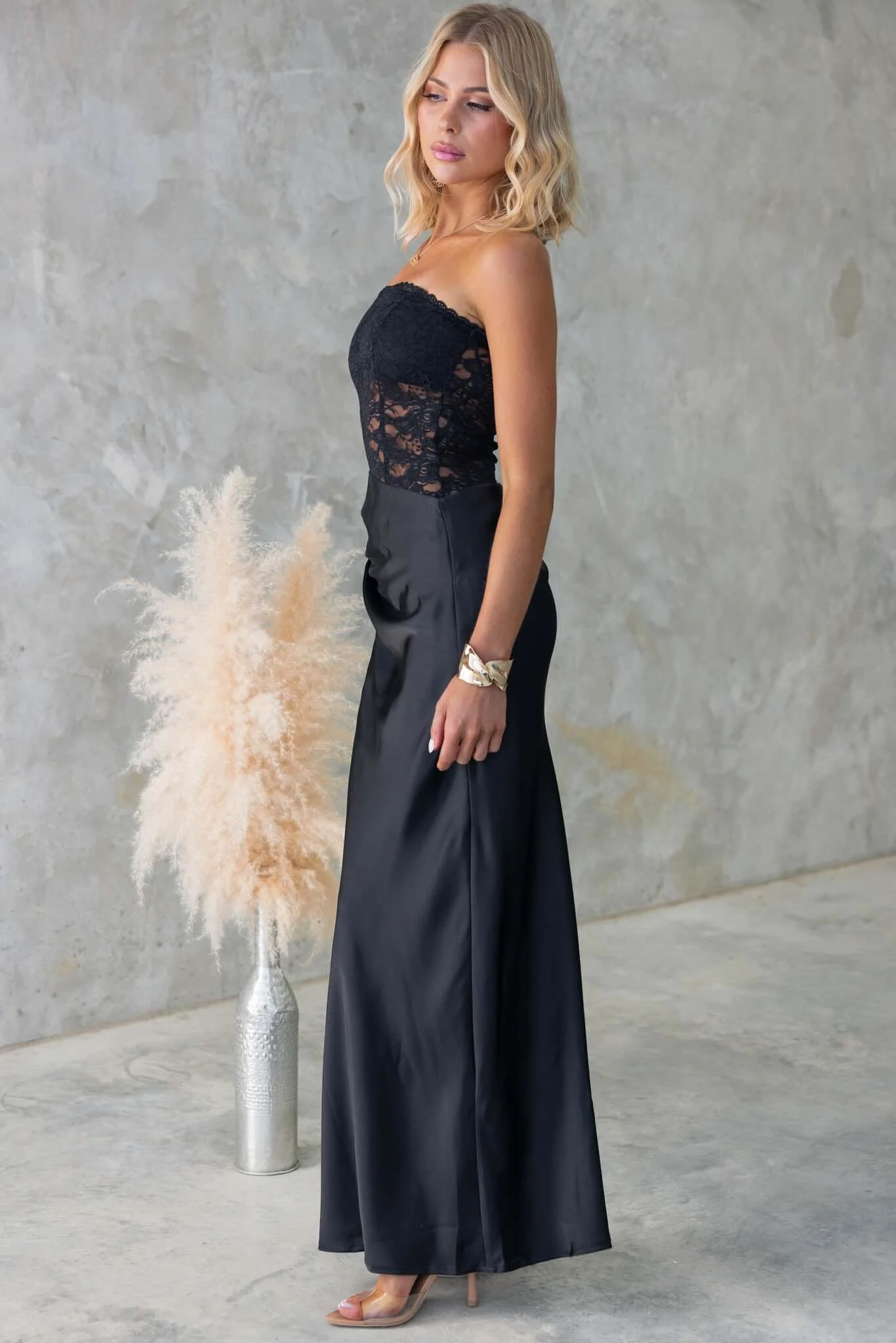 Yasamin Maxi Dress - Image 4