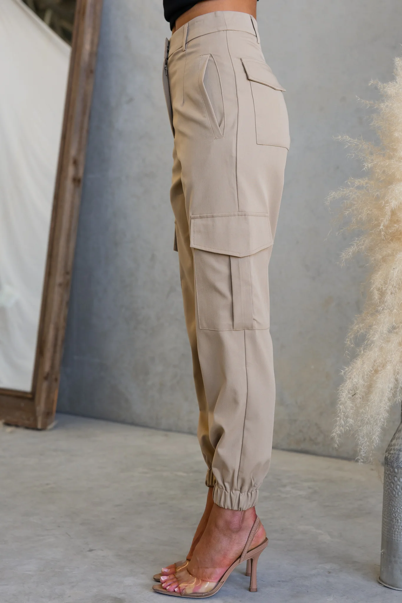 Yazmyn Cargo Pants - Image 5