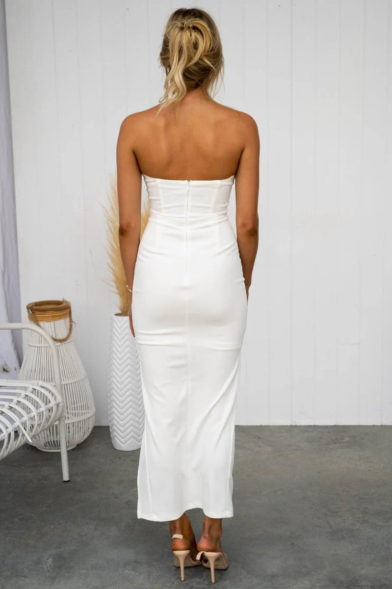 Zaski Maxi Dress - Image 4