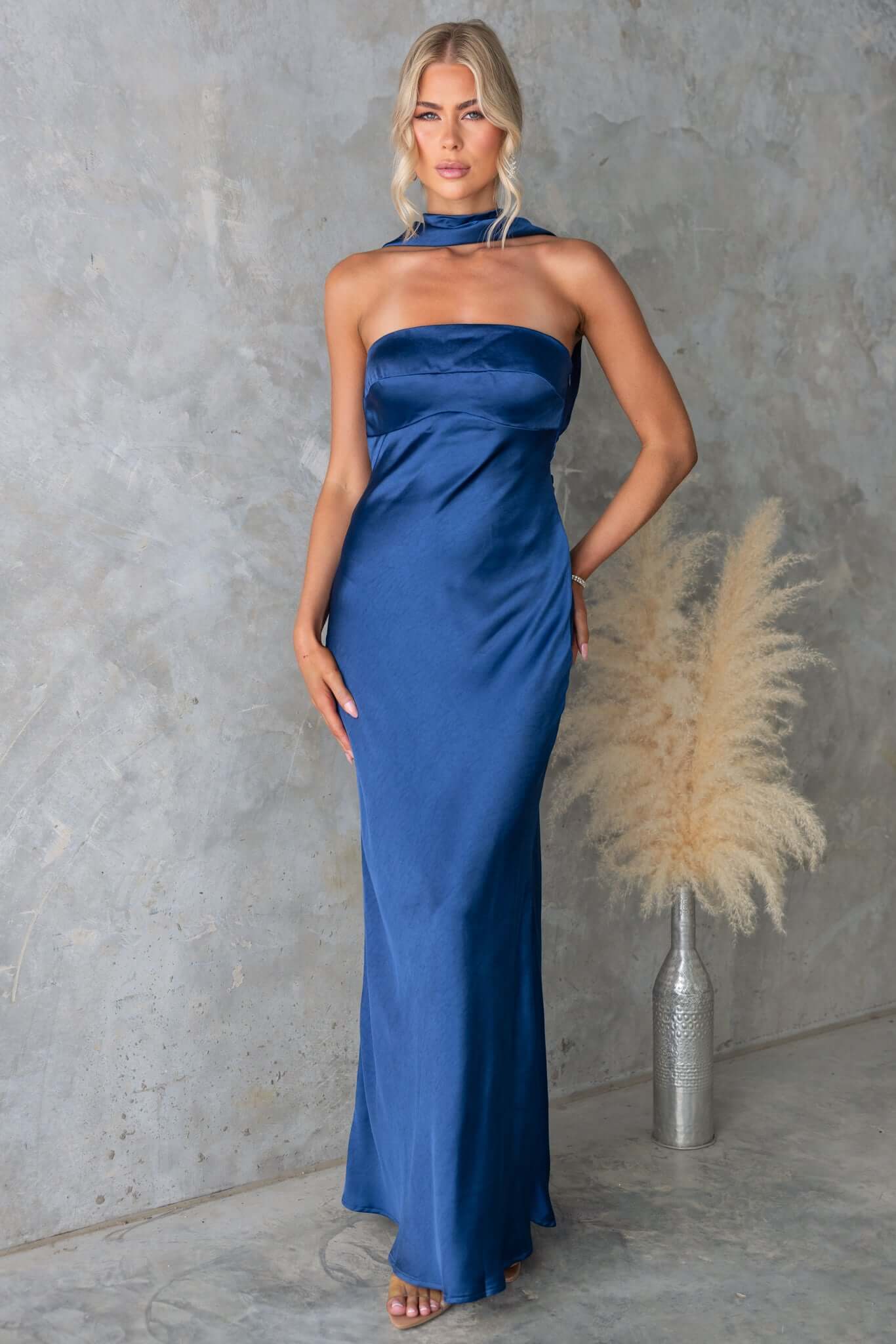 Zienne Maxi Dress - Image 2